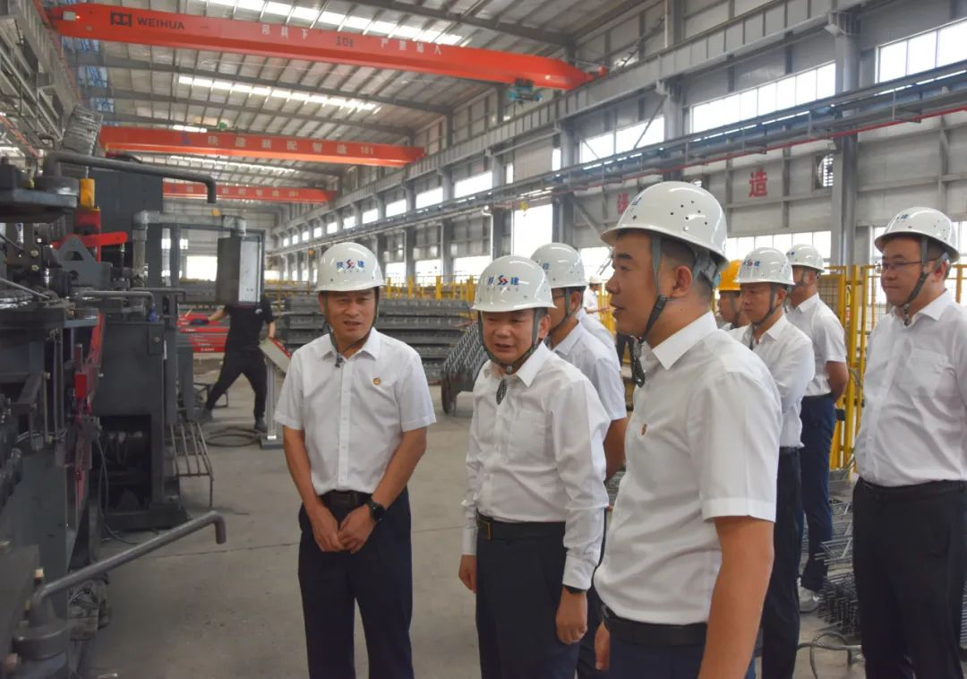 陜建產(chǎn)投集團董事長付超鋒、總經(jīng)理王政一行赴集團銅川片區(qū)企業(yè)調(diào)研指導